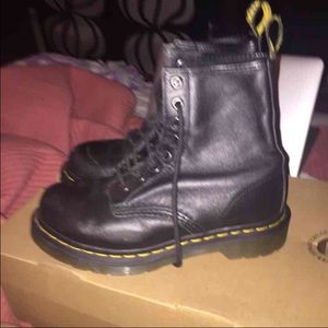 Dr.martens matte black