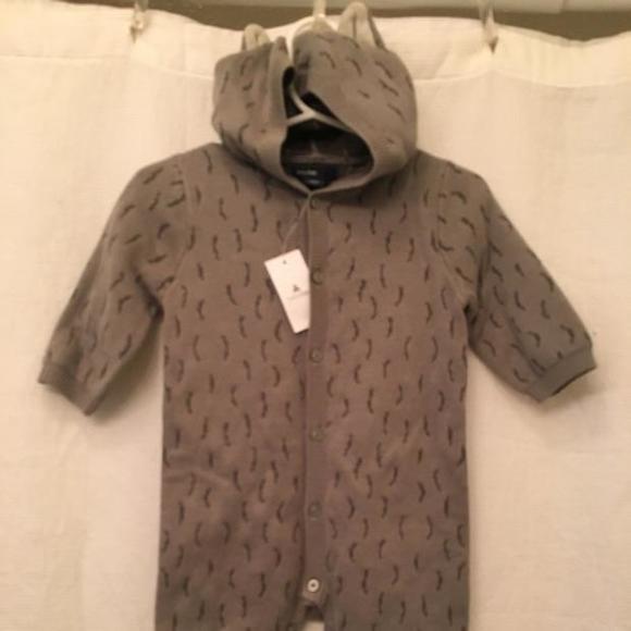 NWT babyGap knit wolf sweater romper with hood!