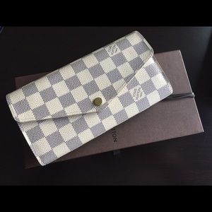 Louis Vuitton Wallet- Sarah Damier Azur