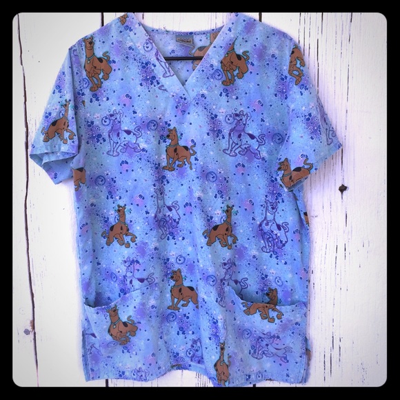 Scooby Doo scrub top size medium