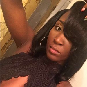 Meet your Posher, Felise