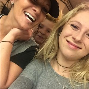 Meet your Posher, Natalie