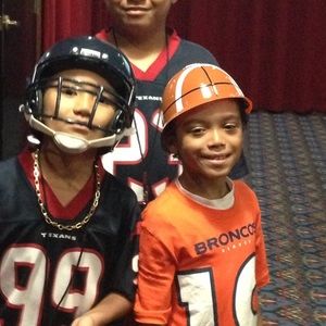 Meet your Posher, Luis