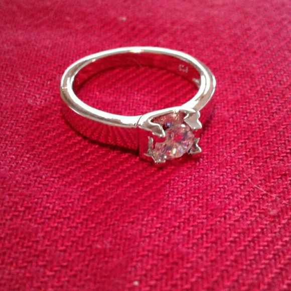 Pretty silver ring - Picture 4 of 4