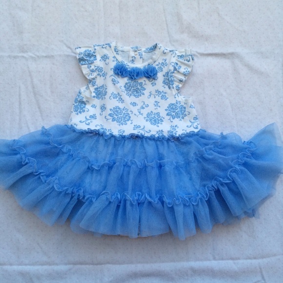 ❗️B1G1 FREE❗️6 mo onesie with tutu