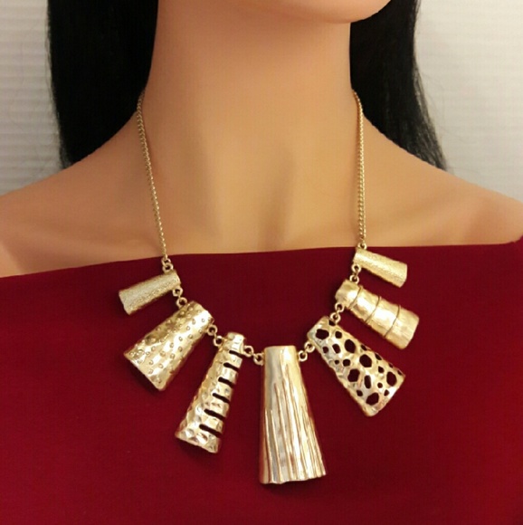 🆕Gold Mixed Abstract Link Necklace Set🆕