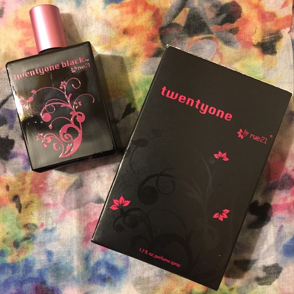 21BLACK perfume by Rue21
