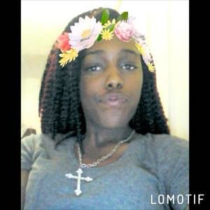 Meet your Posher, Nia