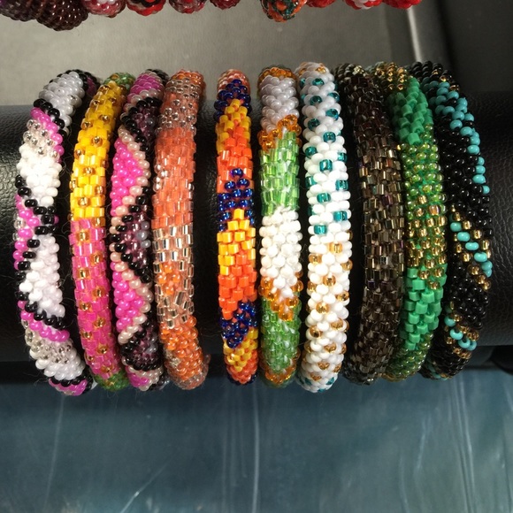 🙏🇳🇵🇺🇸Rolls on bead handmade bracelet gift