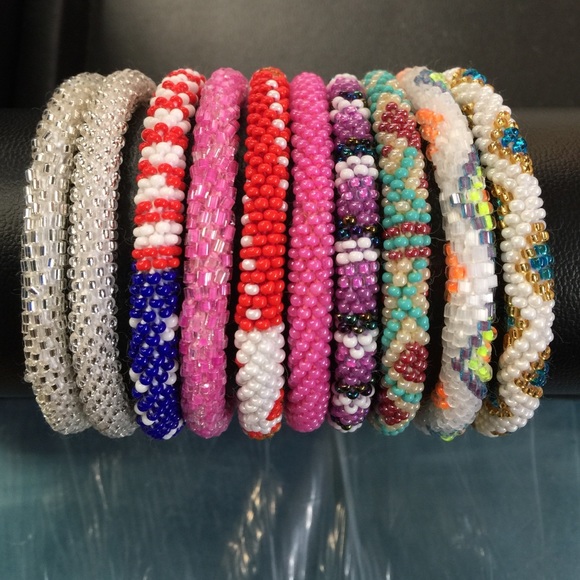 Bracelet glass headed N handmade