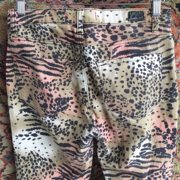 UO BDG Print Jeans - Picture 3 of 4