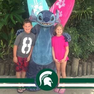 Meet your Posher, Andrea