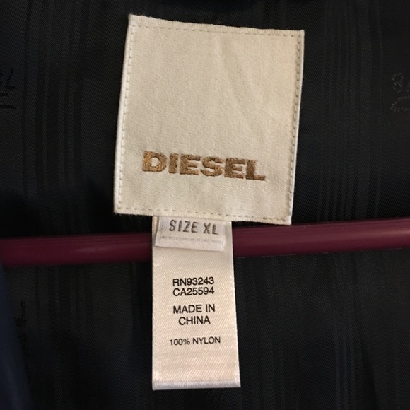 DIESEL NYLON BLACK HOODED DOWN PUFFER COAT - Picture 2 of 4