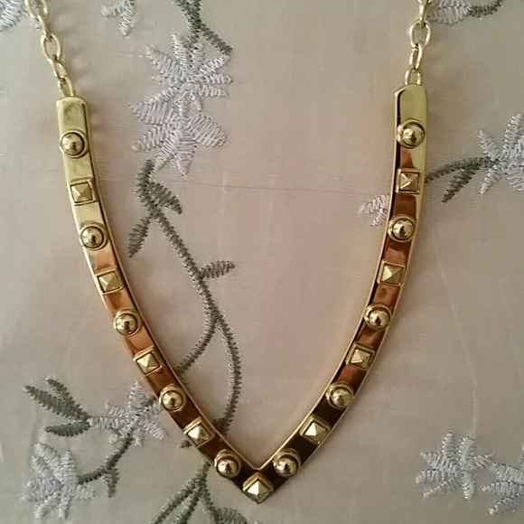 NWOT Rebecca Minkoff Gold Necklace - Picture 3 of 3
