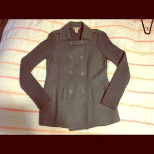 NWOT, JJ Basics Grey Sweater/ Peacoat 💋💋