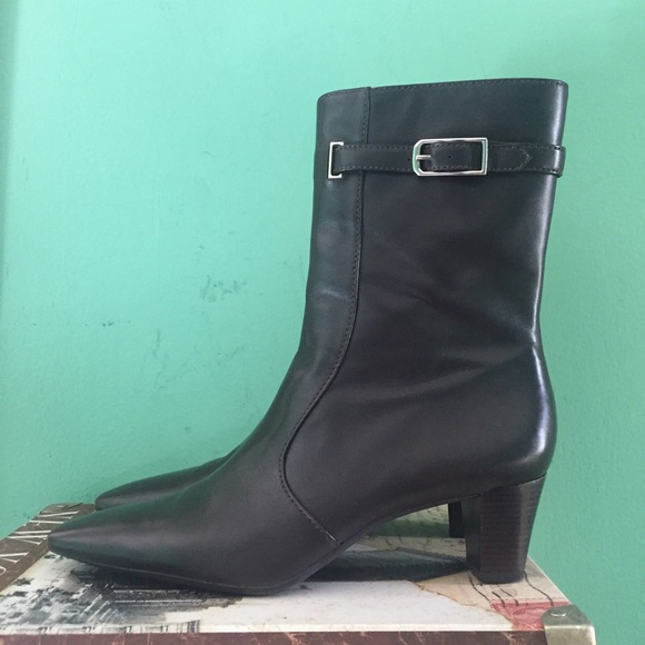 Cole Haan Shoes - Cole Haan Dark Brown Leather Soft Boots sz 11AA