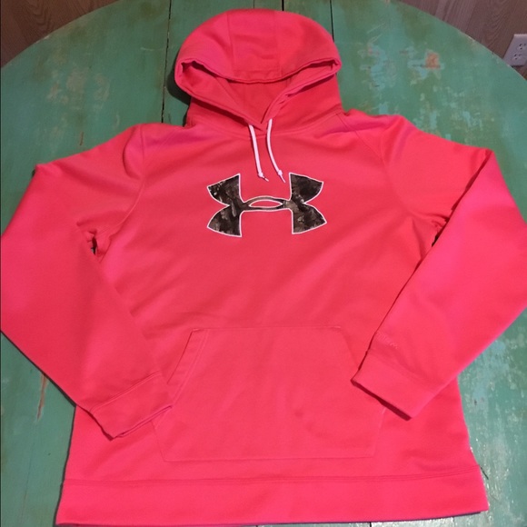 Under armour sweatshirt