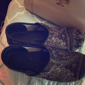 Vegan dansko paisley clogs