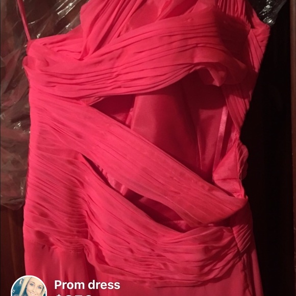 Prom dress - Picture 3 of 4