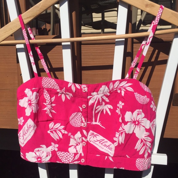 NWOT Hollister Hawaiian Crop top / Bralette