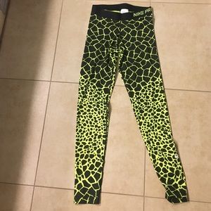 Nike Pro Athletic Tights