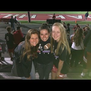 Meet your Posher, Lizzy