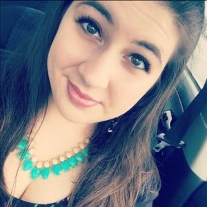 Meet your Posher, Molly