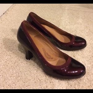 Sofft HOLIDAY burgundy merlot patent leather heels