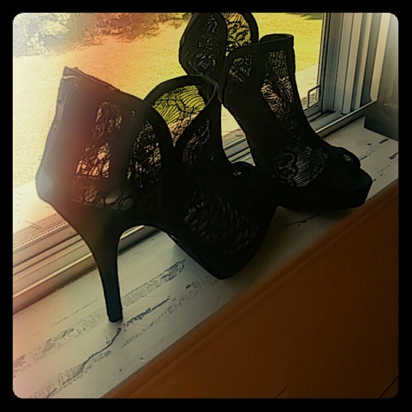 Lace Peep Toe Heels