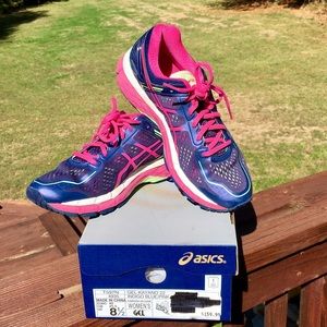 Women's gel asics Kayano 22 running shoes