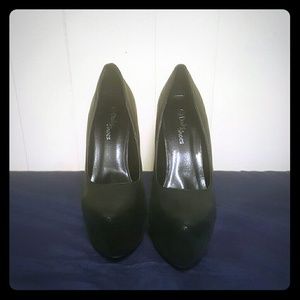 Black Platform Heels