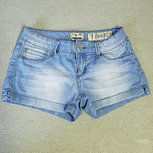 SALE🎉 Indigo Rein Juniors Denim Shorts