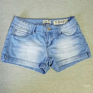 SALE🎉 Indigo Rein Juniors Denim Shorts