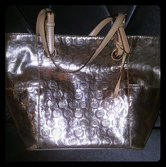 Michael Michael Kors Jet Set Signature Tote