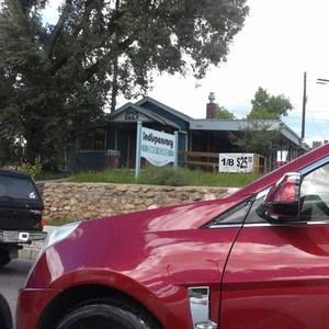 Meet your Posher, Robin