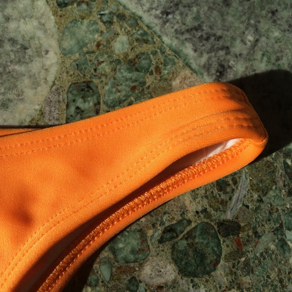 BRAZILLIAN BIKINI BOTTOM $20 - Picture 3 of 3