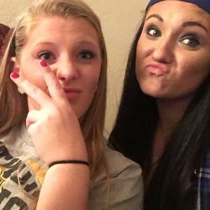 Meet your Posher, Haley