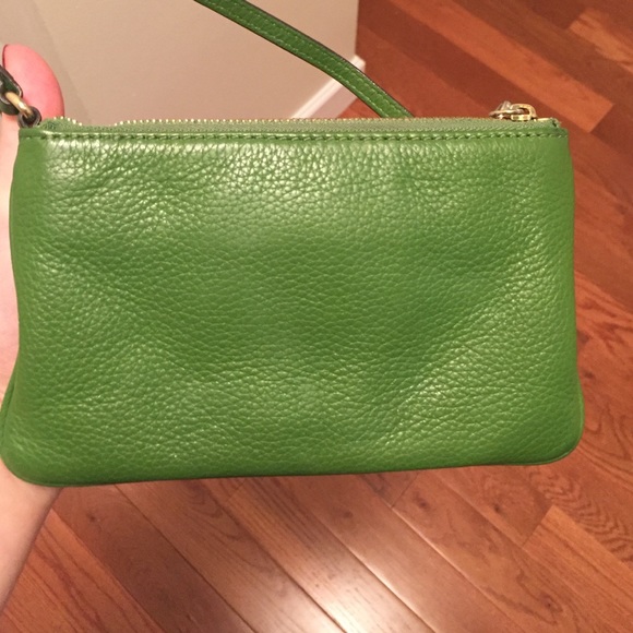 SOLD!  REAL Michael Kors wristlet - Picture 3 of 4