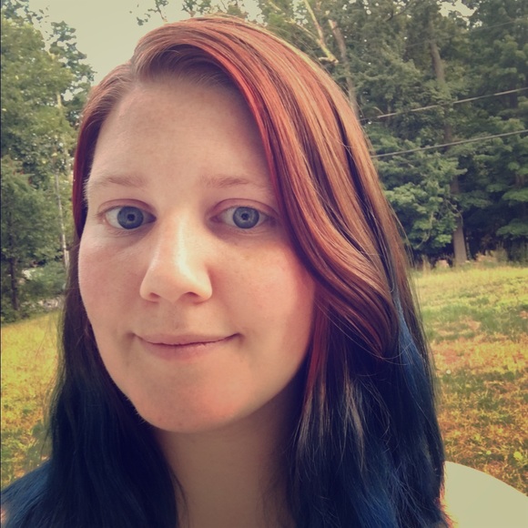 Meet your Posher, Kelley - Picture 1 of 1