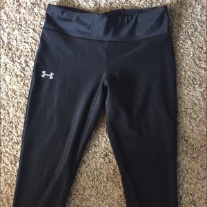 Under armour Cropped leggings size small