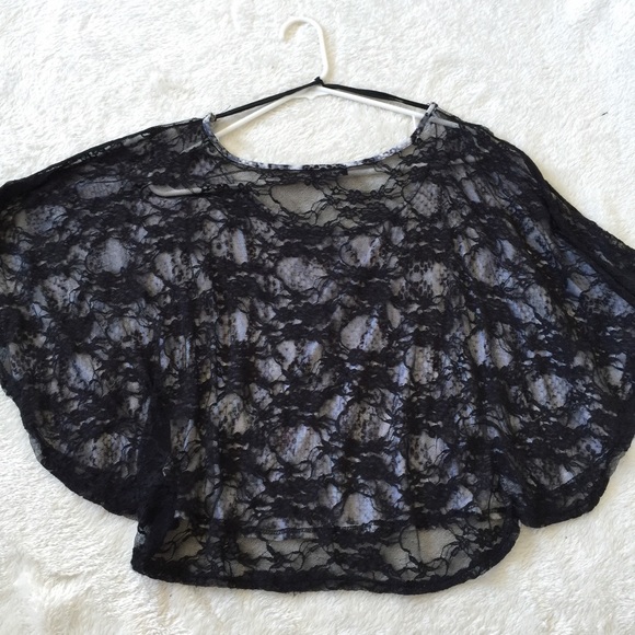 Snake print / lace cold shoulder blouse - Picture 2 of 4