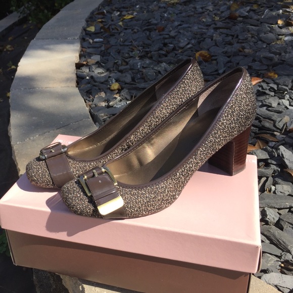 Brown Bandolino Heels - Picture 2 of 4