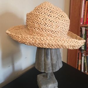 Gap beige hat