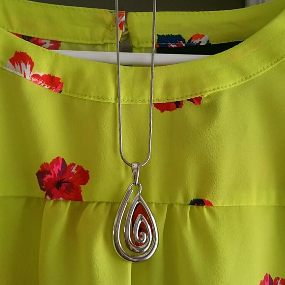 Lia Sophia necklace