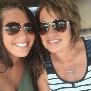 Meet your Posher, Christy