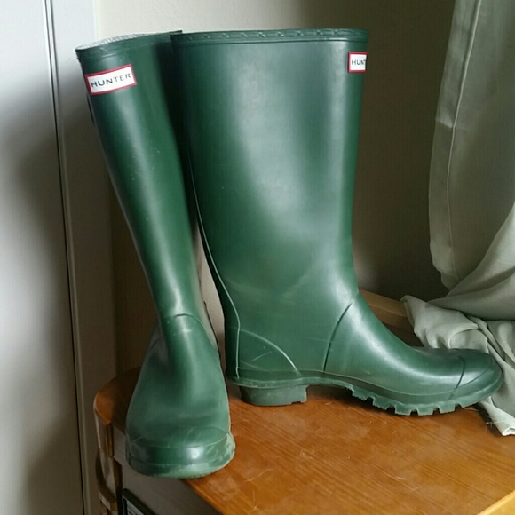 Hunter Huntress rain boots