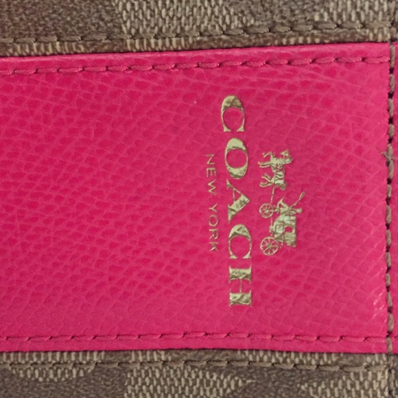 SOLD! Coach signature wristlet - Picture 2 of 4