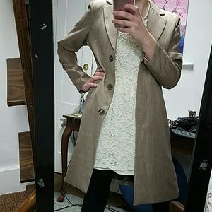 SALE🎉 Alyn Paige New York Blazer