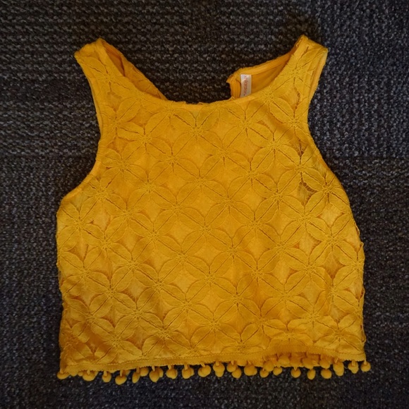 Yellow crop top - Picture 1 of 1