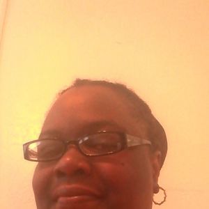 Meet your Posher, Yvette